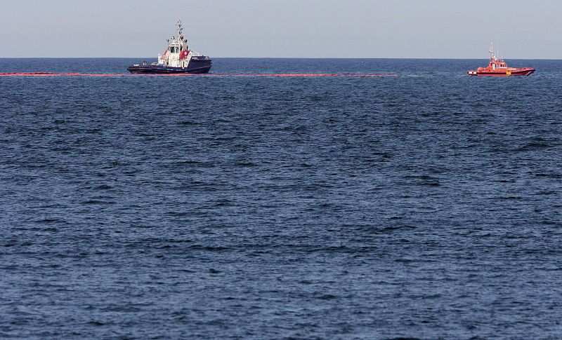 Mancha de fuel en Valencia