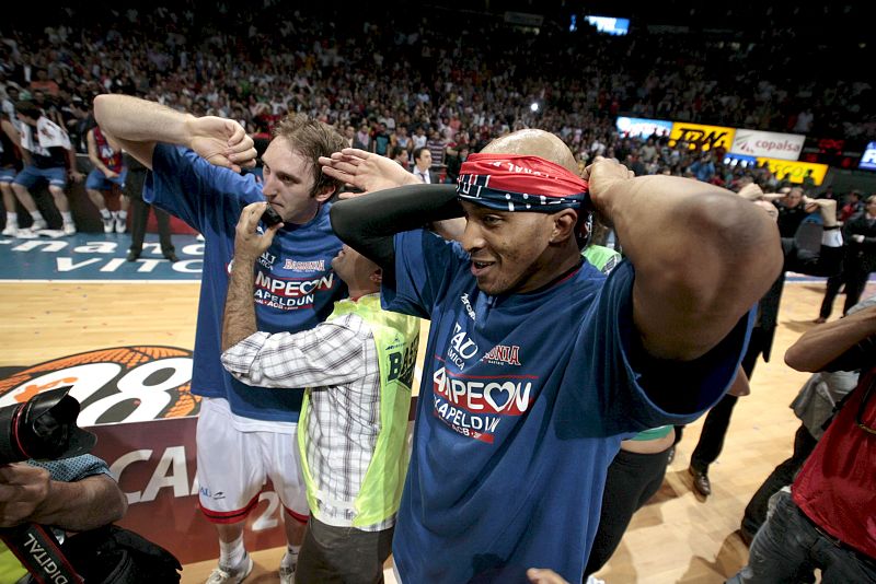 TAU VITORIA-AXA FC BARCELONA