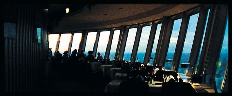 Fernsehturm, 2001