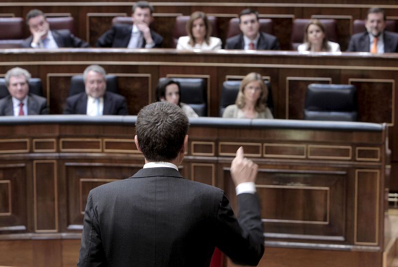 El presidente del Gobierno, José Luis Rodríguez Zapatero, durante su intervención en la sesión de control al Gobierno, celebrada esta tarde en el Congreso de los Diputados.