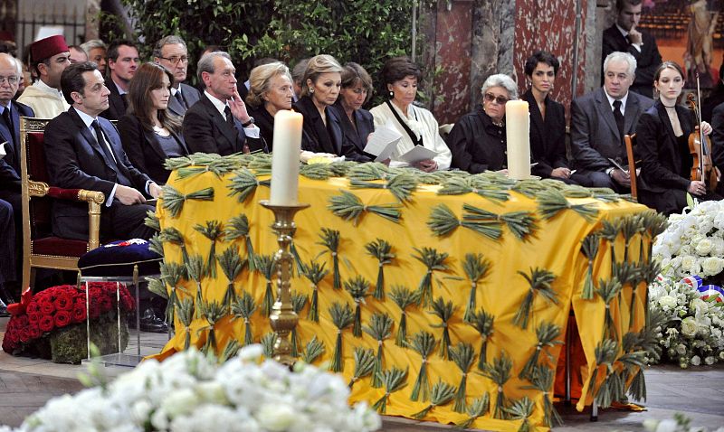 El féretro de Yves Saint Laurent