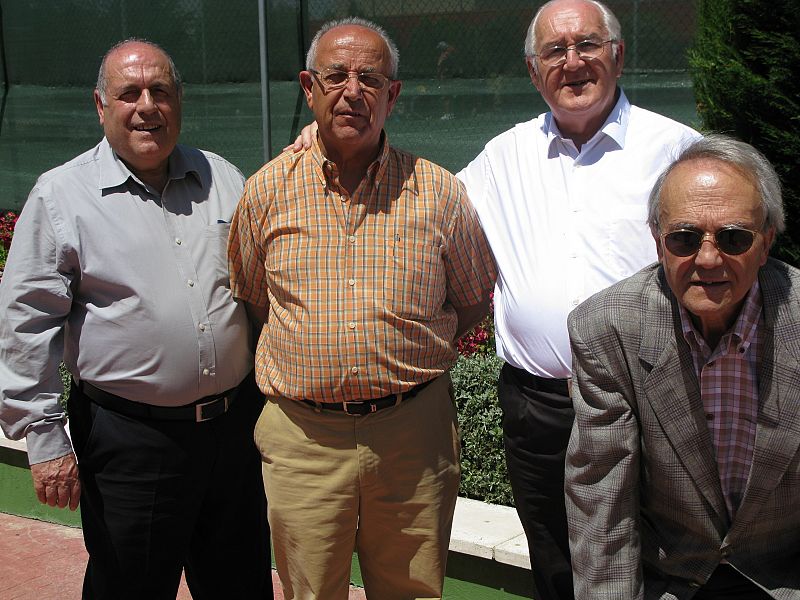 Un grupo de ex presos