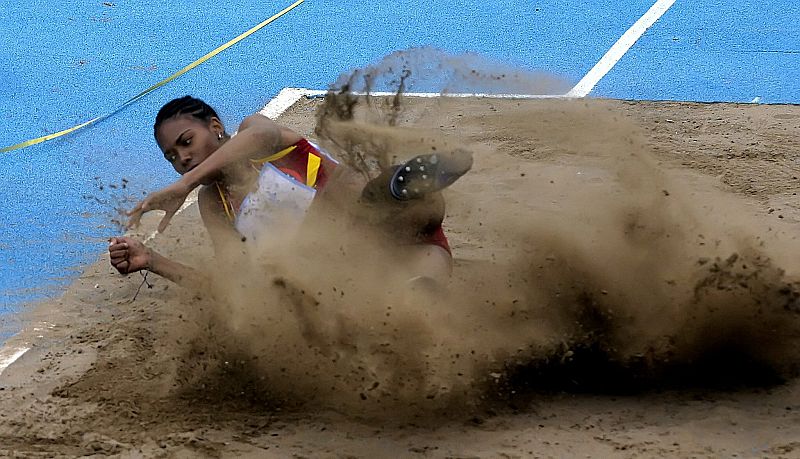 Verónica Davis en el XIII Campeonato Iberoamericano de Atletismo