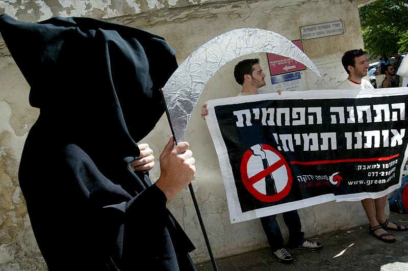 Manifestación contra la construcción de una planta de carbón