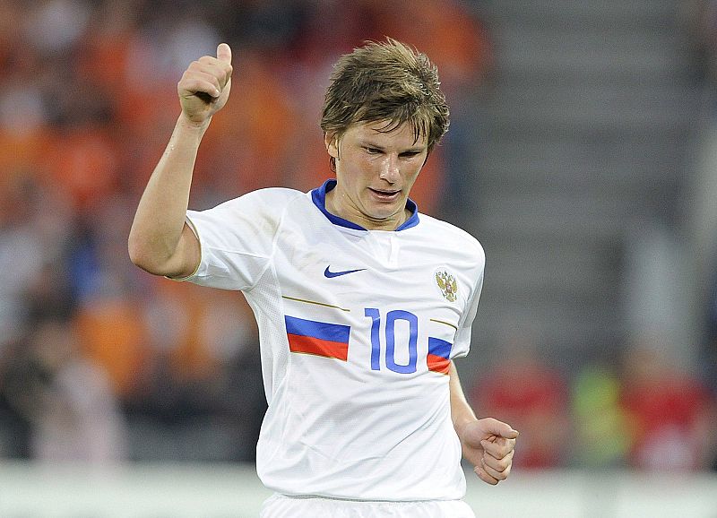 Ha nacido una estrella. La inconmnesurable actuación del delantero del Zenit Andrei Arshavin, lo ha encumbrado como luna de  las estrellas del torneo