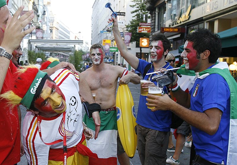 Españoles e italianos