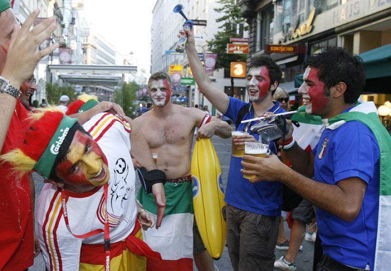 Españoles e italianos