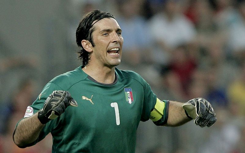 Buffon, a gritos
