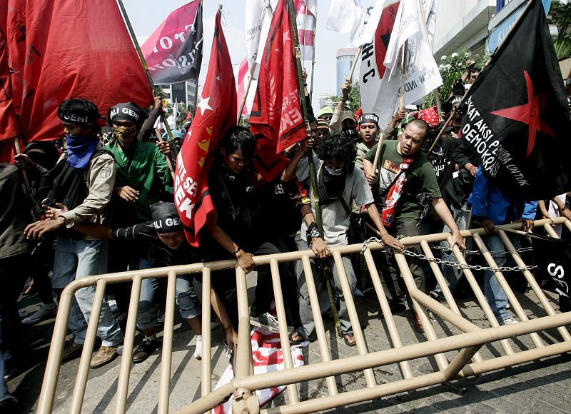 Protestas por el precio del petróleo en Indonesia