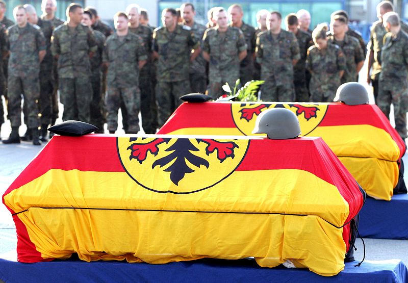 Repatriación de los dos soldados alemanes muertos en Bosnia