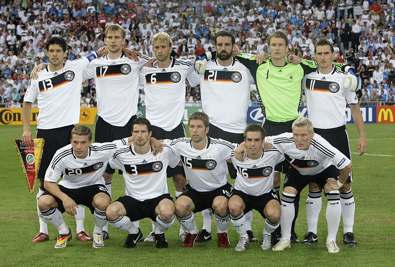 El primer finalista. Tras vencer a Turquía, Alemania es el primer equipo en llegar a la final de la Eurocopa de Austria y Suiza. El equipo de Joachim Low espera a Rusia o España en el partido decisivo.