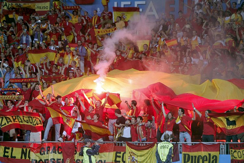 Los aficionados españoles se han hecho notar antes del inicio del partido frente a Rusia.