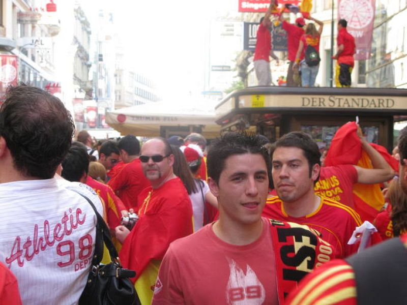 Afición española en Viena. Eurocopa