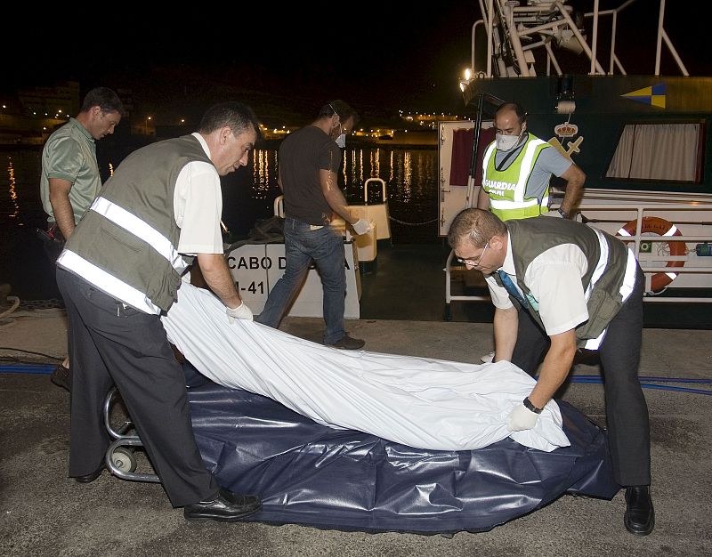 PATERA LLEGA A ALMERIA