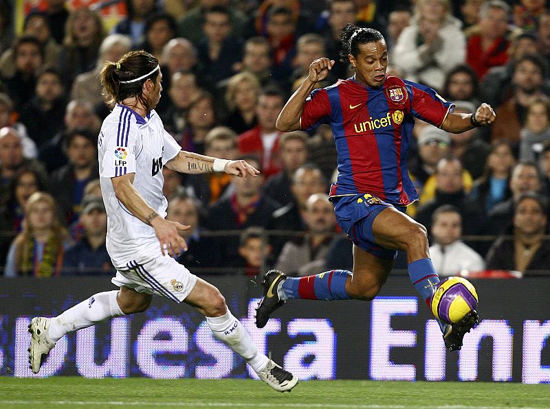 Ronaldinho fue el último jugador azulgrana que logró poner en pie al Santiago Bernabéu para aplaudir a un rival, con dos goles en el partido de liga de la temporada 2005-2006.