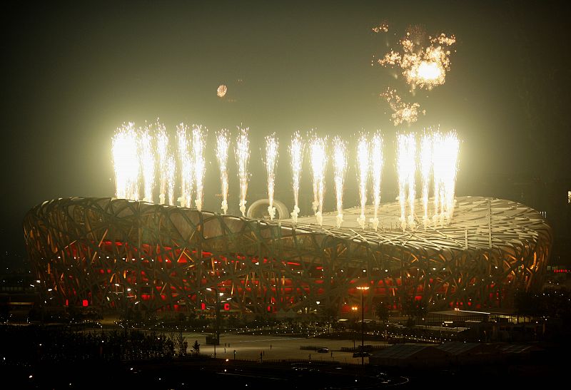 Todo esta ya preparado, tales son los nervios que hasta el Estadio Olímpico de Pekín echa fuego.