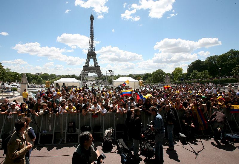 Miles de personas acudieron al concierto