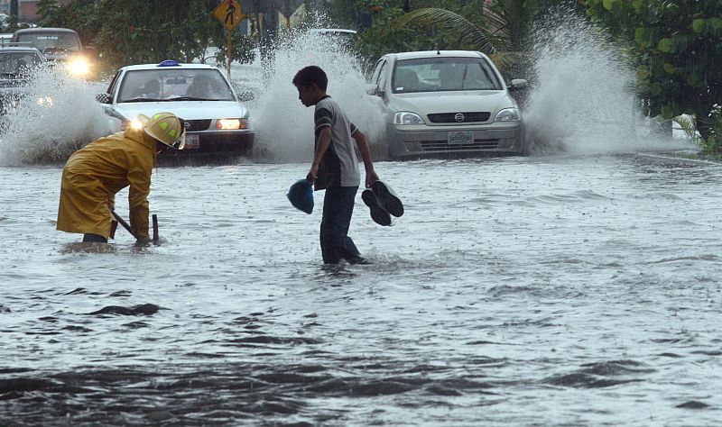 TORMENTA TROPICAL DOLLY LLEGA A YUCATÁN