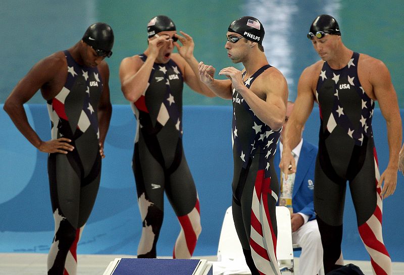 NATACIÓN MASCULINA: RELEVO 4X100 ESTILO LIBRE