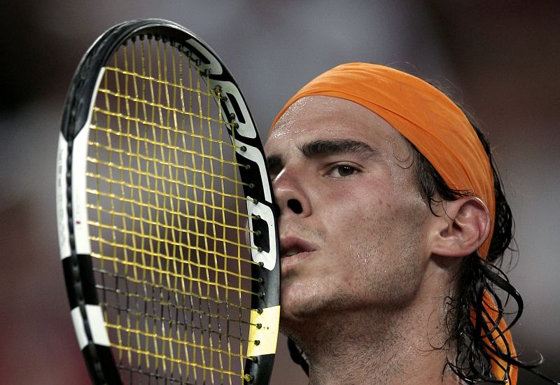 El tenista español tras perder un punto ante Hewitt, en el partido disputado en el Complejo Olímpico de tenis.