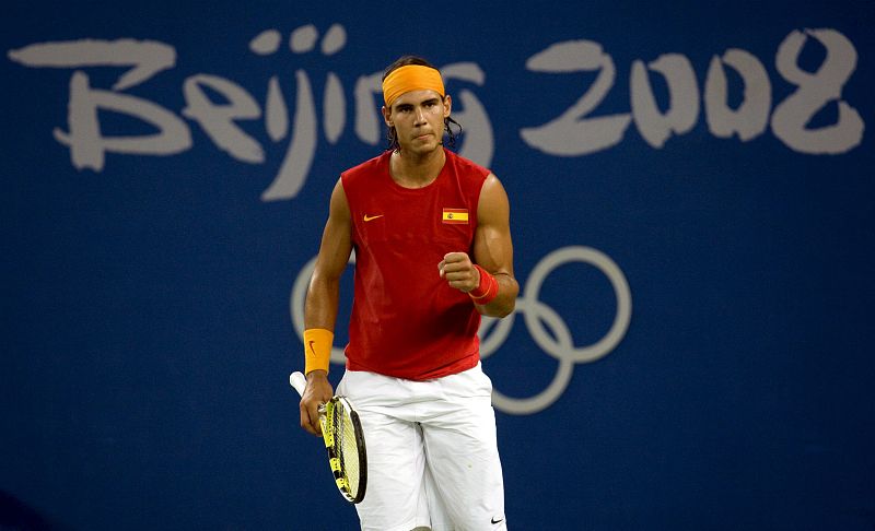 Nadal celebra un punto ante Lleyton Hewitt. Es la primera vez que Nadal gana al australiano sobre pista dura.