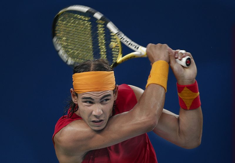 Rafa Nadal ha pasado a cuartos tras derrotar a Igor Andreev por 6-4 y 6-2.