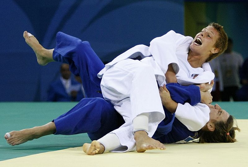 La holandesa Edith Bosch acaba con las esperanzas de Leire Iglesias para hacerse con el bronce.