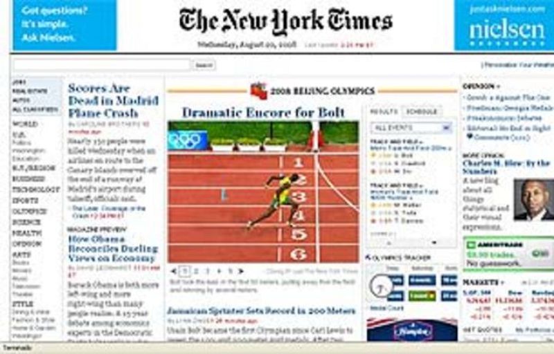 Sin aventurar cifras el americano dice que muchísima gente ha muerto en un accidente aéreo en Madrid.