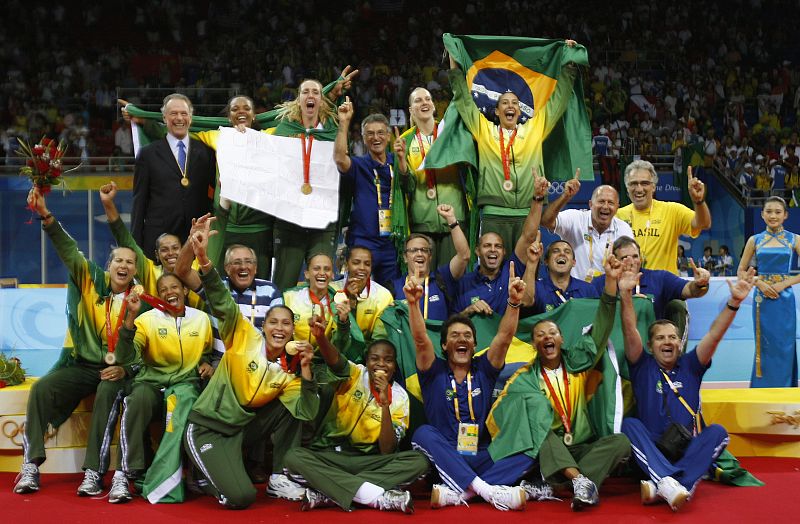 Brasil consigue el oro en voleibol