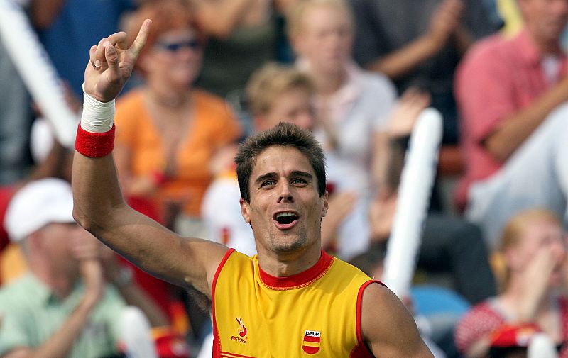 Spain's Amat celebrates after scoring against South Korea during their Men's Field Hockey World Cup  third place match in Moenchengladbach