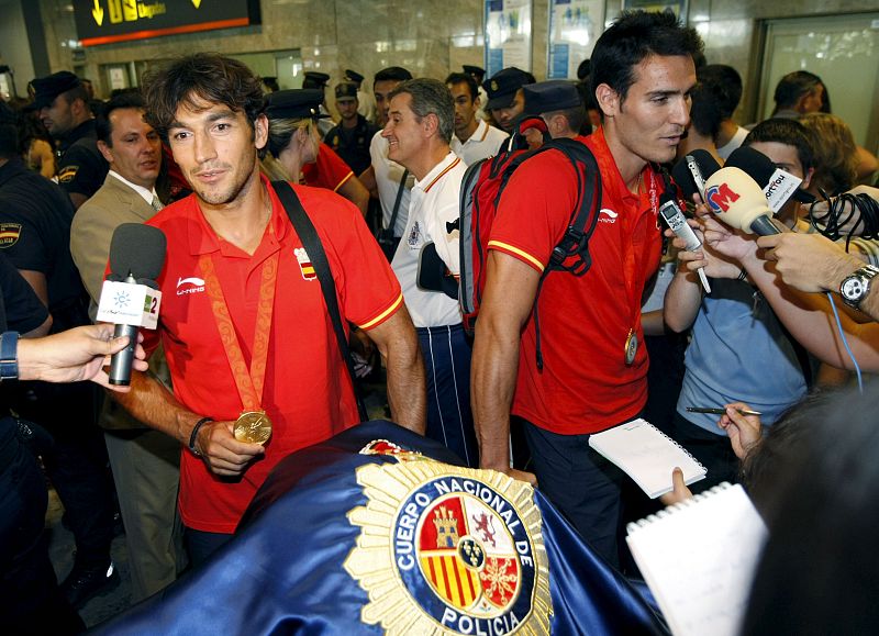 Los piragüistas Saul Craviotto y Carlos Pérez obtuvieron el oro en la prueba de piragüismo K2 500 metros en los Juegos de Pekín.