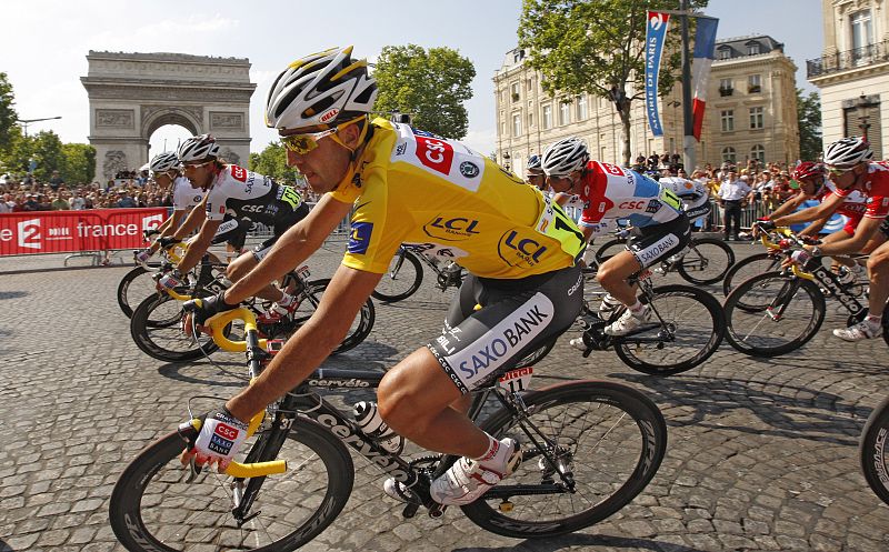 Tras su triunfo en el Tour de Francia, Carlos Sastre será, en principio, el principal rival de Alberto Contador.