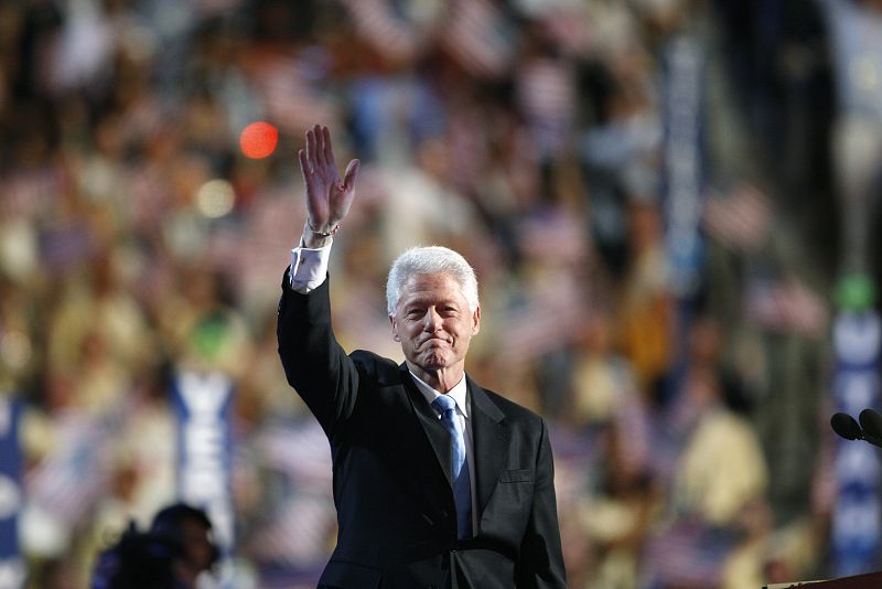 El ex presidente Bill Clinton ha apoyado en Denver al candidato demócrata a la Casa Blanca, Barack Obama.