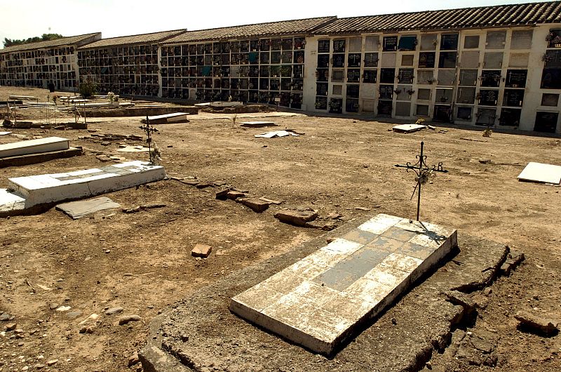 Garzón lanza la mayor investigación sobre los desaparecidos del régimen de Franco