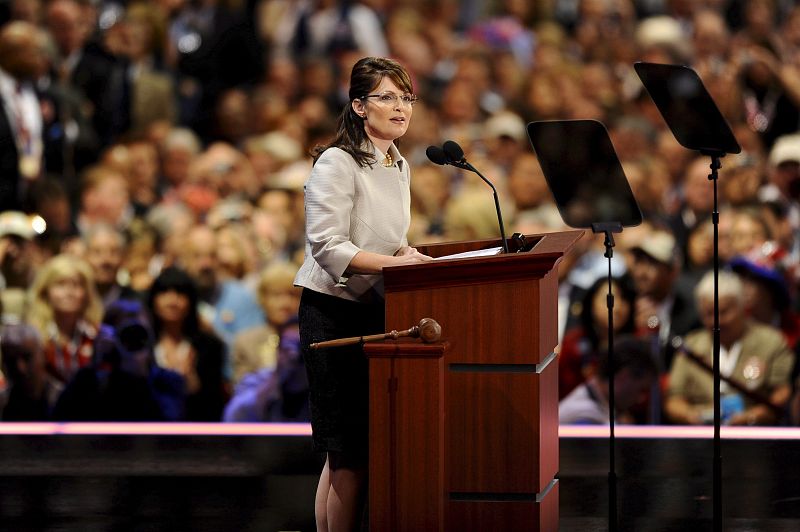 Sarah Palin, la elegida por McCain para competir por la vicepresidencia, durante su dircurso de aceptación de la designación en la Convención Republicana de Saint Paul, Minnesota, Estados Unidos.