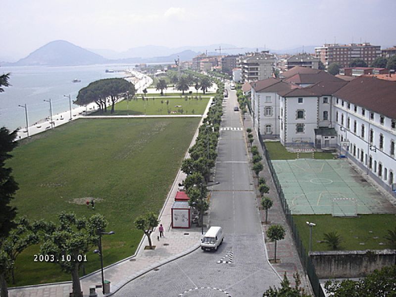 Panorámica del Patronato Militar Virgen del Puerto de Santoña.