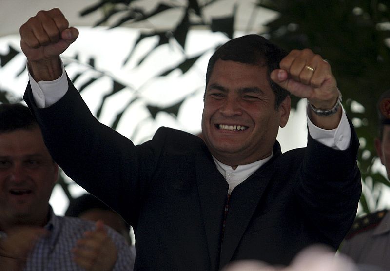 CORREA LLAMA A LA "UNIDAD" TRAS LO QUE CALIFICA DE "APLASTANTE" TRIUNFO