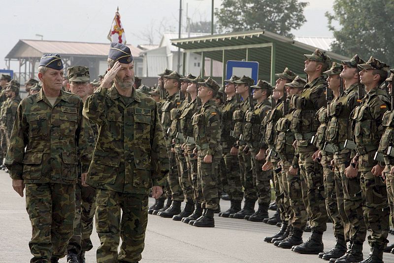 Visita del JEMAD a las tropas en Bosnia