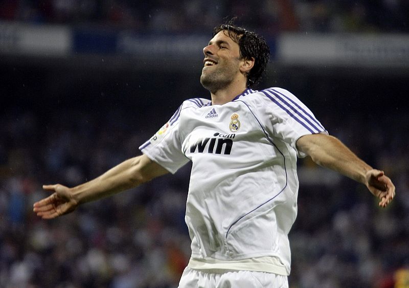 Real Madrid's Van Nistelrooy's celebrates his goal against Barcelona during their Spanish first division soccer match in Madrid