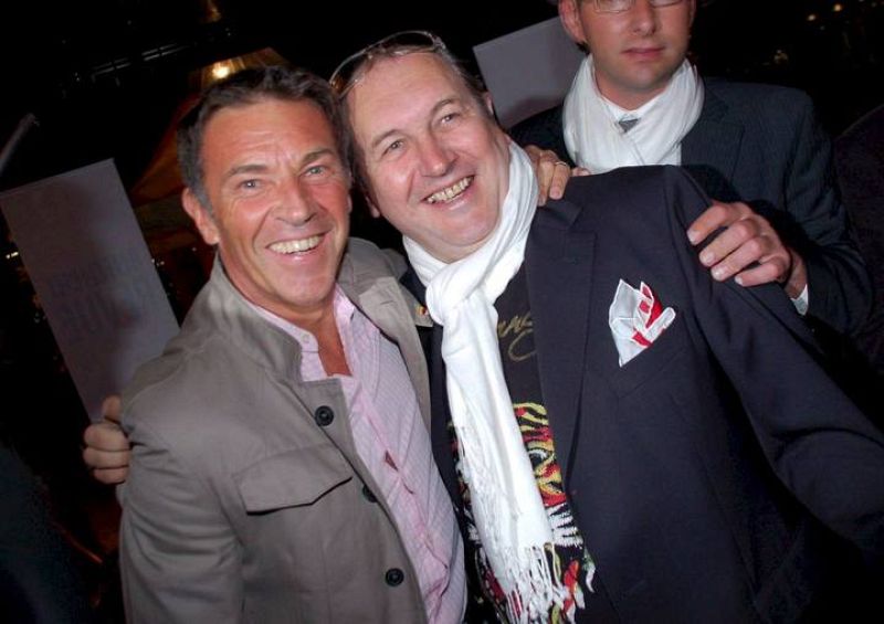 EL ULTRADERECHISTA AUSTRÍACO JÖRG HAIDER FALLECE EN UN ACCIDENTE DE TRÁFICO 