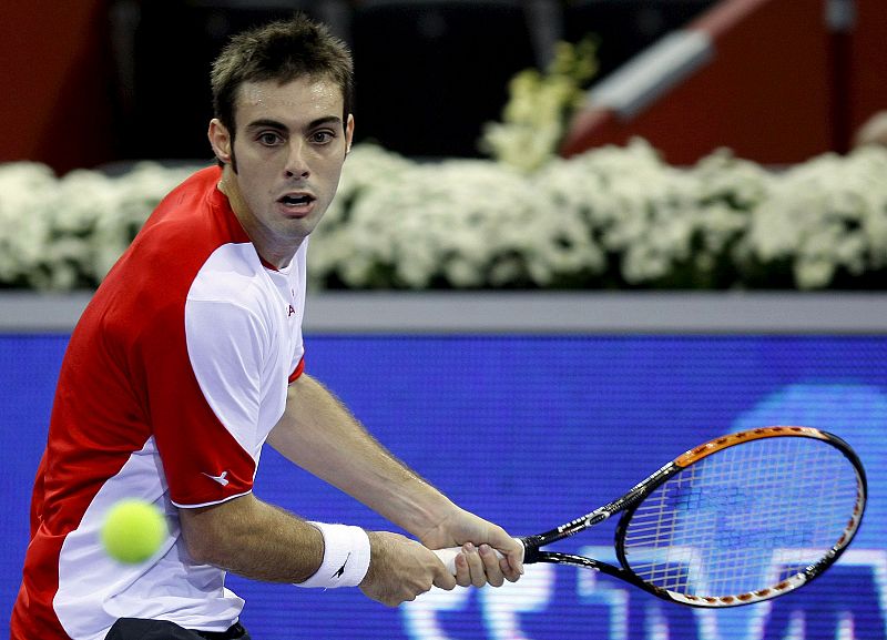 El tenista Marcel Granollers ha sido el primer español en debutar en la segunda jornada del Masters Series de Madrid, ante el francés Paul-Henri Mathieu.