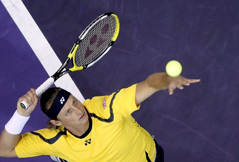 David Nalbandian, actual campeón del torneo, ha ganado su partido contra el checo Tomas Berdych, por 6-2 6-7(5) 6-1.