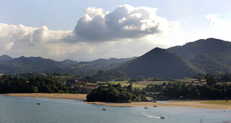 Una imagen de archivo de la reserva de Urdaibai, en la costa vizcaína.