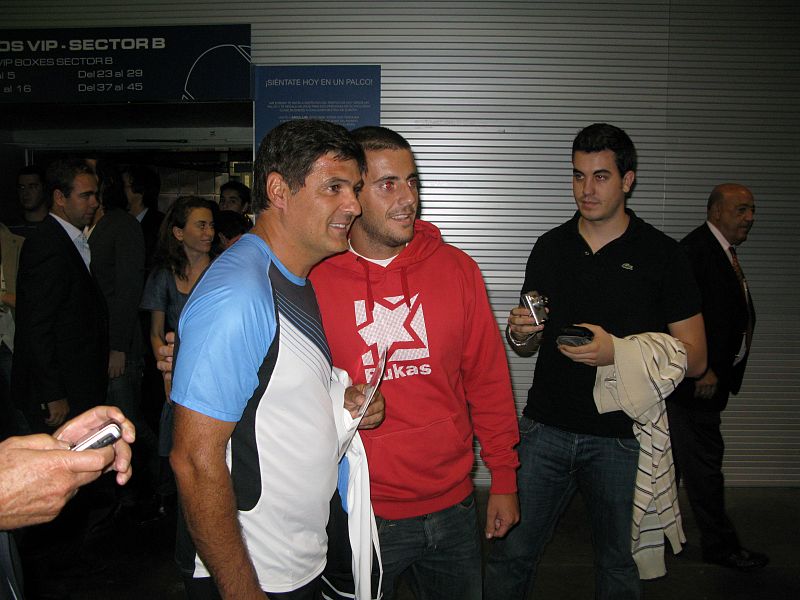 Toni Nadal, entrenador de Rafa Nadal también recibe el cariño de los aficionados, al igual que su pupilo.