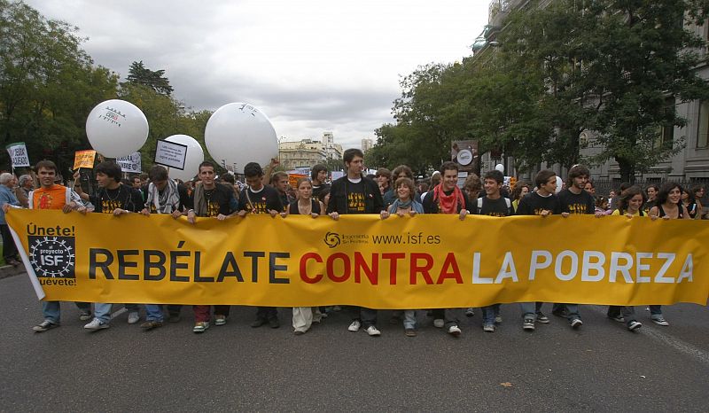 MANIFESTACIÓN CONTRA LA POBREZA