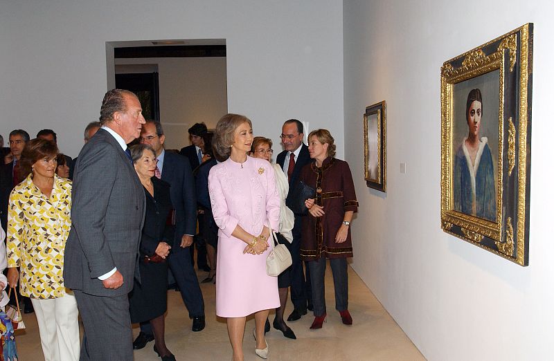 Los Reyes en la inauguración del Museo Picasso de Málaga el 27 de octubre de 2003.