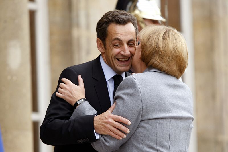 Reunión entre Merkel y Sarkozy en el Elíseo para hablar de la crisis financiera internacional. Octubre de 2008.