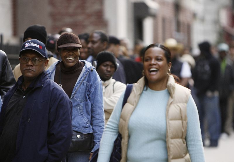 Votantes en el barrio de Harlem, Nueva York.