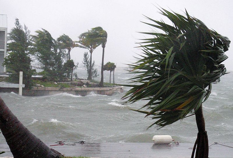 Hurricane Paloma begins to strike in Governor's Harbour on Grand Cayman in the Cayman Islands