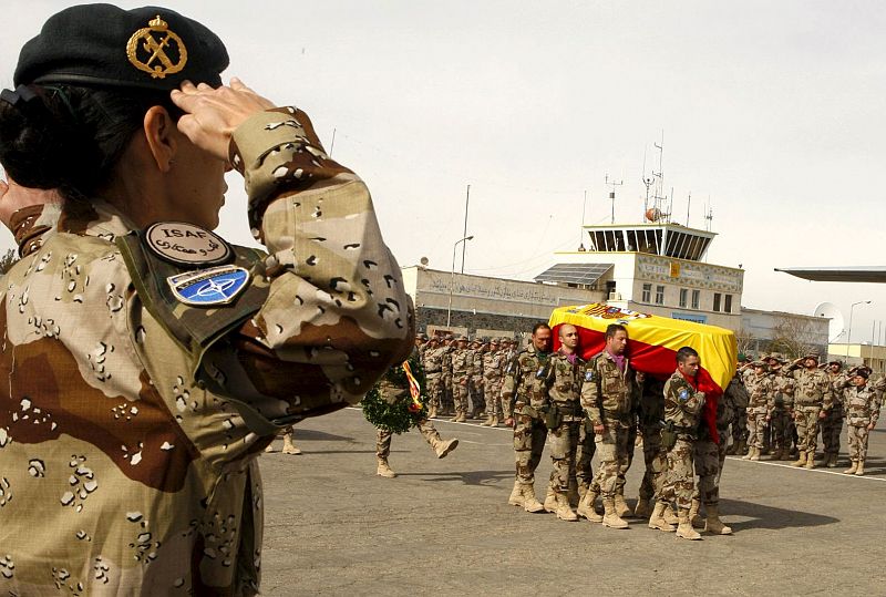Los militares fallecidos llegarán esta misma noche a Madrid, a la base aérea de Torrejón.
